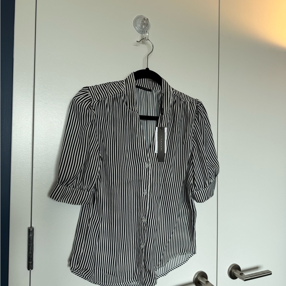 T Tahari Gray and Black Fitted Button Down Shirt